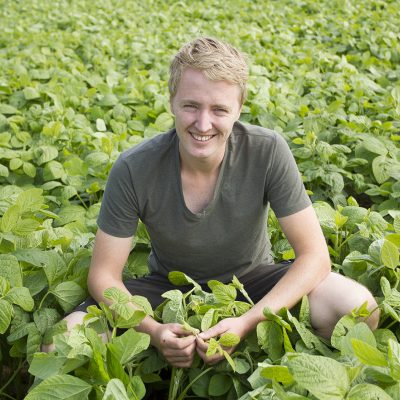 #BioHeld eiwittransitie: sojabonenteler Wouter Klaasse Bos vraagt jouw hulp