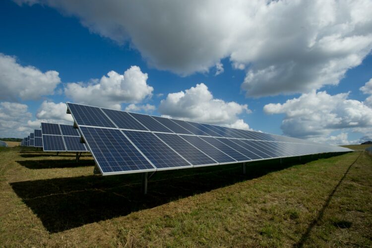 Energiecontract afsluiten in 2026? Let op zonnepanelen en de prijsverwachting